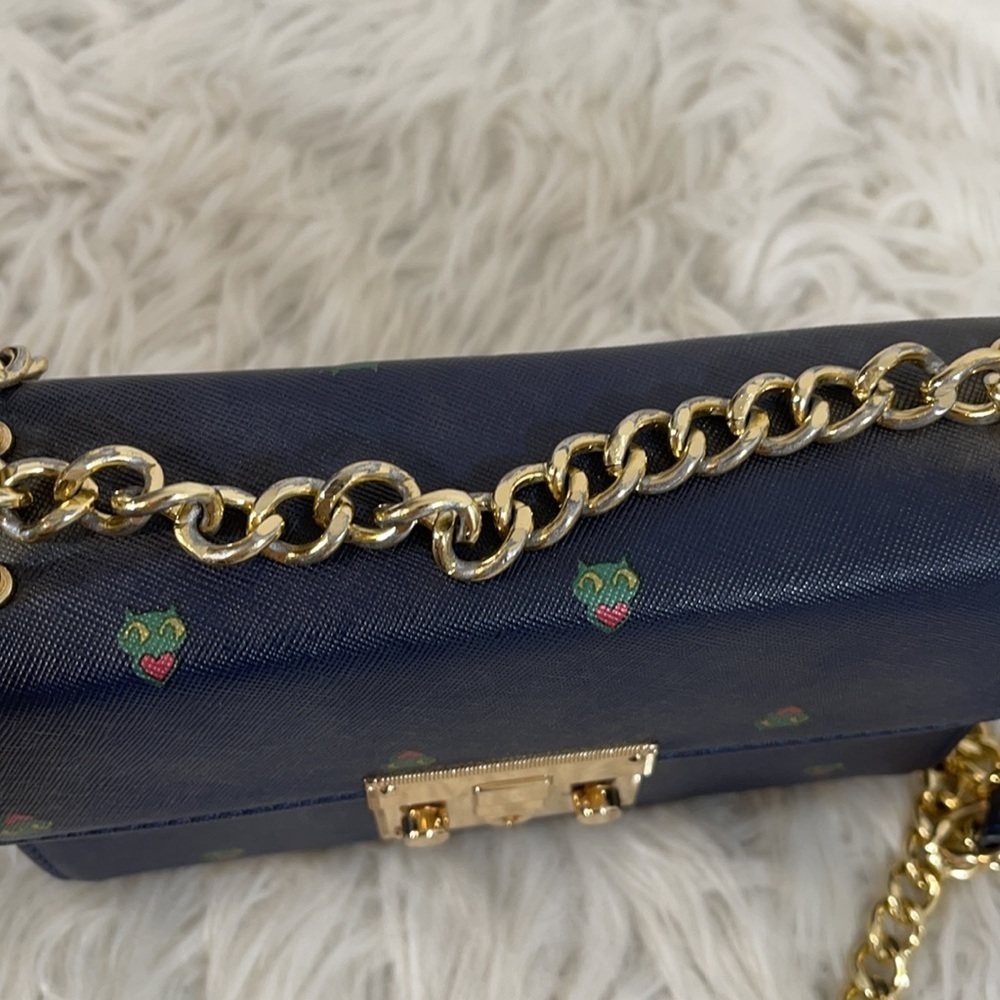 Idea Win Korean Design Bag With Push Lock Closure - Picture 4 of 11